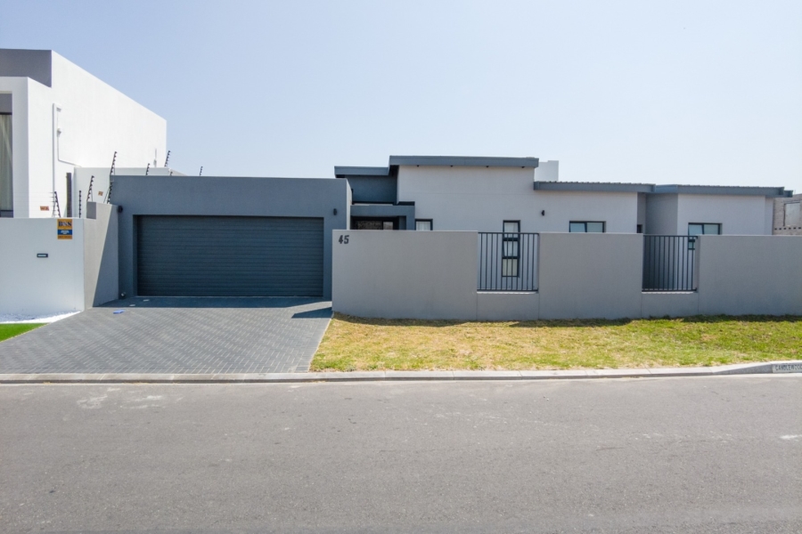 3 Bedroom Property for Sale in Sandown Western Cape